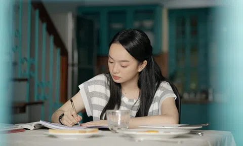Kaity Nguyễn mới `tái xuất` điện ảnh trong tác phẩm cùng Thái Hòa đã gây tranh cãi